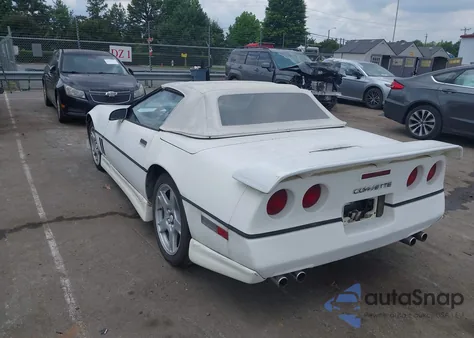 1987 Chevrolet Corvette z USA, uszkodzony, nr VIN 1G1YY3185H5125214